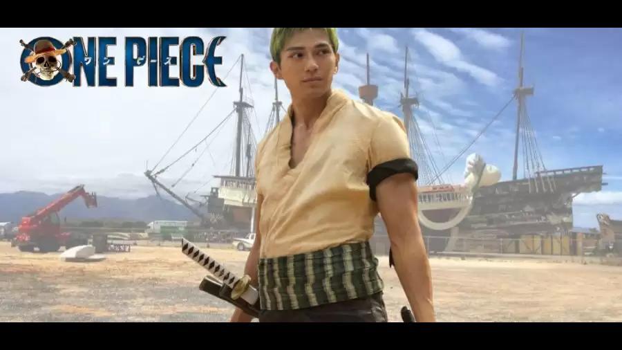 Who plays Zoro in Netflix's One Piece live action series?