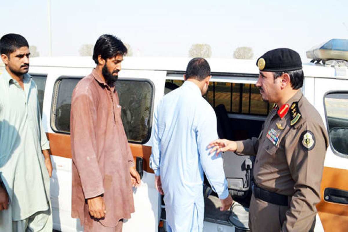 SAUDI : लेबर लॉ के आरोप मे 17 हजार से ज्यादा प्रवासी किए गए गिरफ्तार